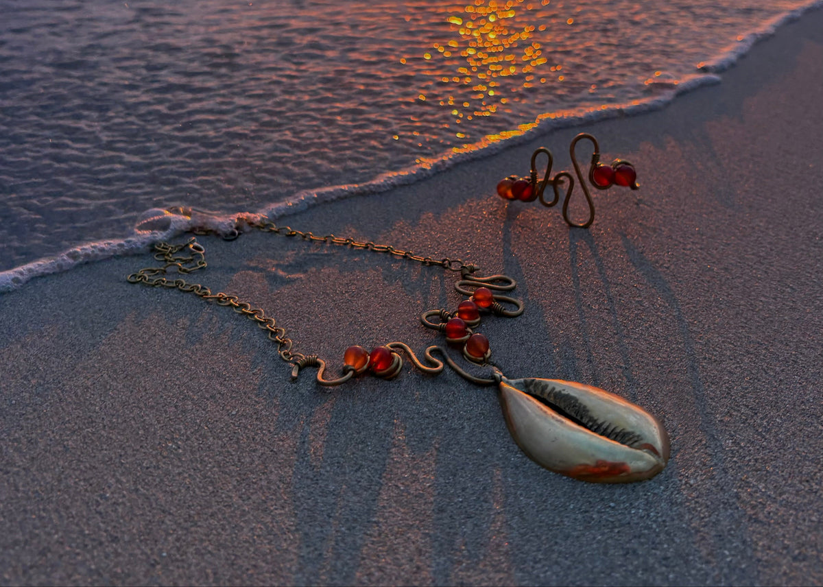 Malleata Collection- Green Aventureine & Fire Agate Cowrie